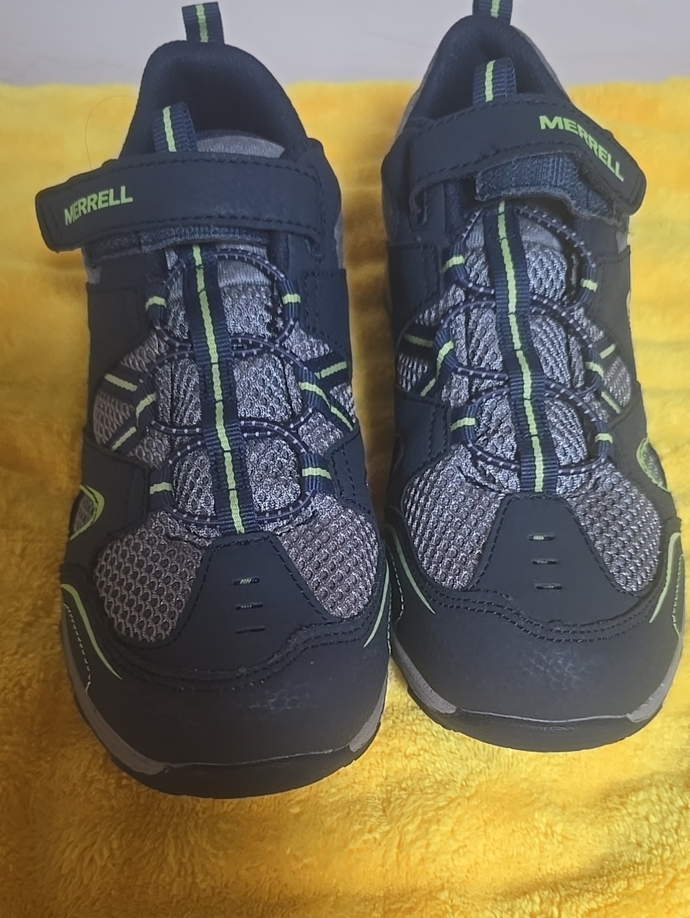Merrell Kids Navy and Gray Sneakers with Lime Trim